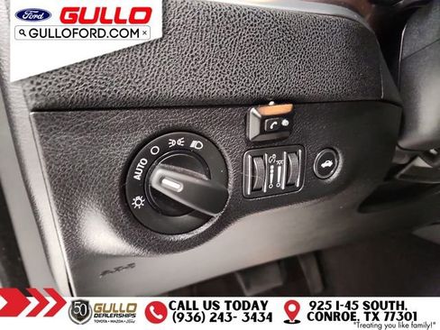 Used 2019 Dodge Charger SXT image 19