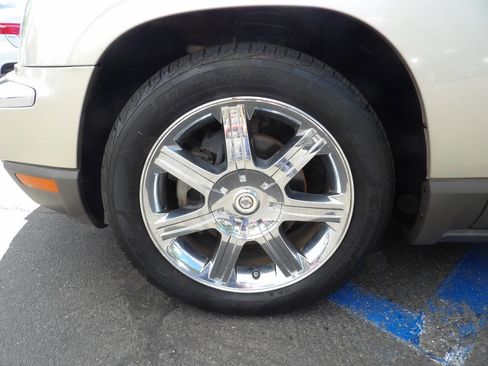 Used 2005 Chrysler Pacifica Touring image 15