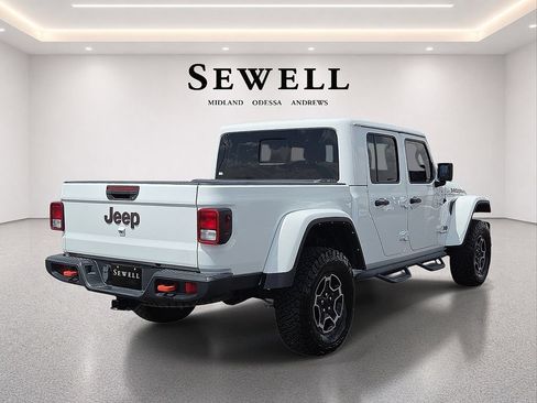 Used 2022 Jeep Gladiator Mojave w/ Cold Weather Group AWD/4WD image 4