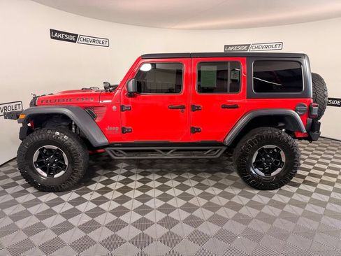 Used 2018 Jeep Wrangler Unlimited Rubicon AWD/4WD image 3
