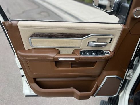 Used 2019 RAM 2500 Laramie image 23