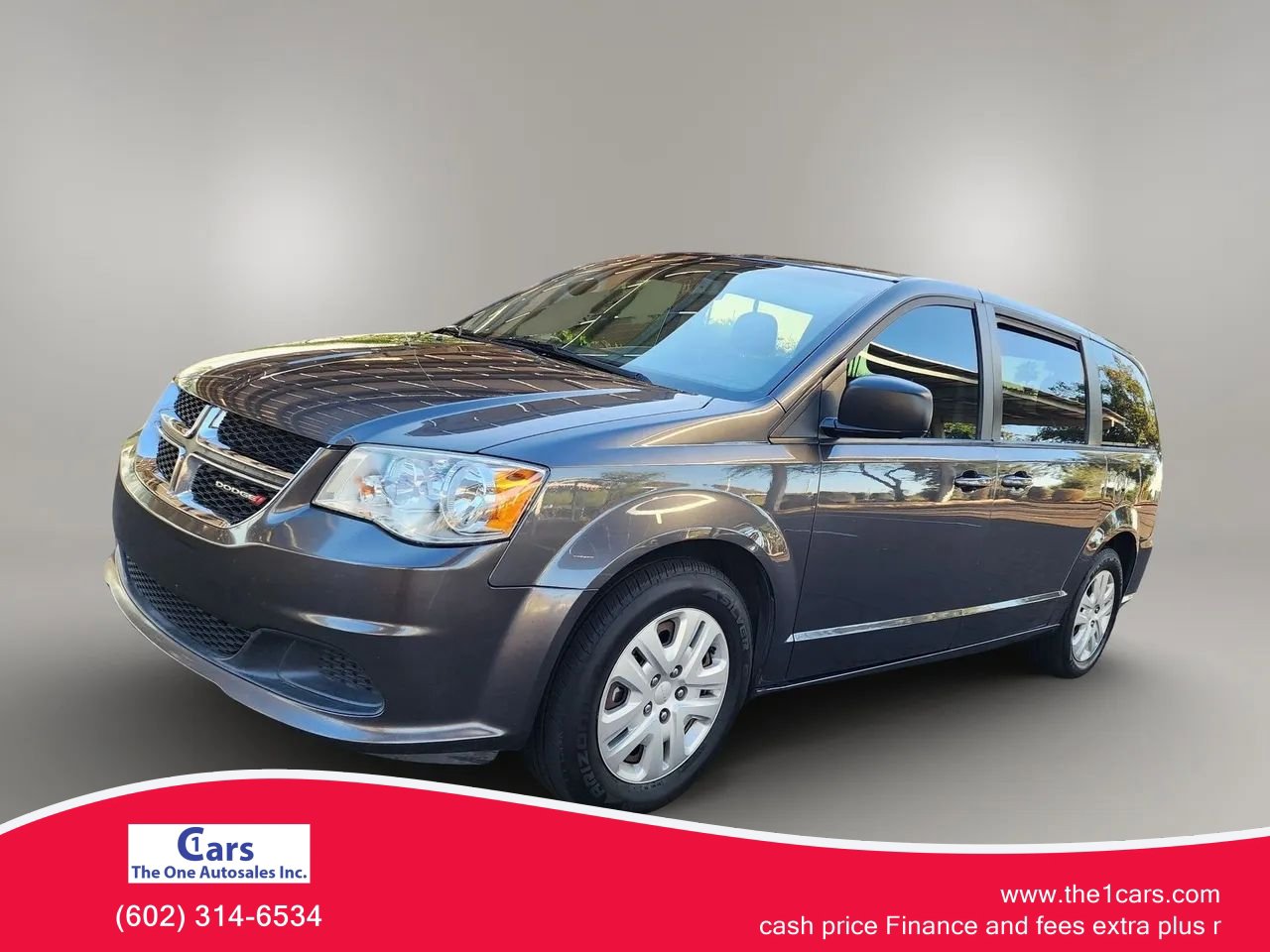 Used 2018 Dodge Grand Caravan SE w/ UConnect Hands-Free Group FWD image 1