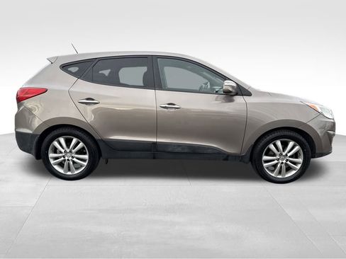 Used 2013 Hyundai Tucson Limited w/ Premium Pkg image 10