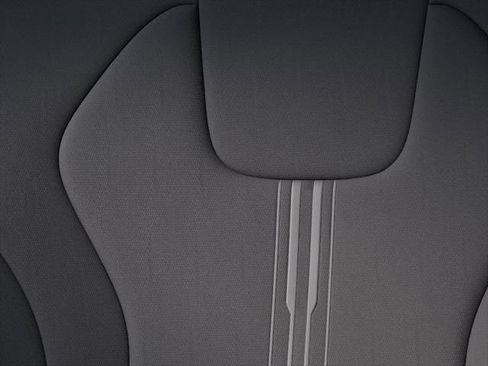 New 2025 Hyundai Elantra SEL FWD image 17