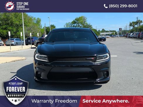 Used 2022 Dodge Charger R/T w/ Plus Group RWD image 10