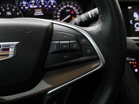 Used 2017 Cadillac XT5 Platinum image 17