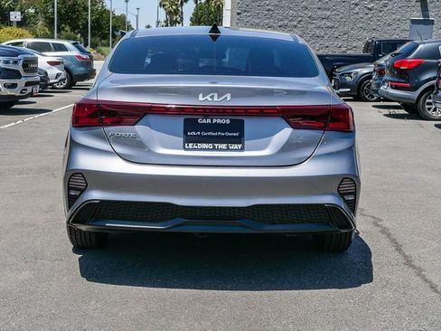 Certified 2023 Kia Forte LXS FWD image 6
