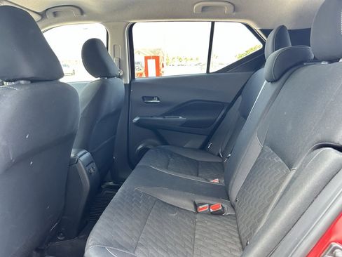 Certified 2024 Nissan Kicks SV image 16