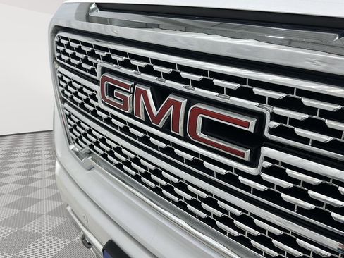 Used 2021 GMC Sierra 1500 Denali w/ Driver Alert Package II image 28