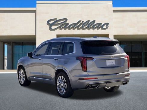 Certified 2023 Cadillac XT6 Premium Luxury image 8