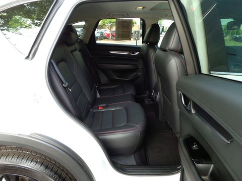 Certified 2025 MAZDA CX-5 Carbon Edition AWD/4WD image 37