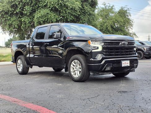 Used 2024 Chevrolet Silverado 1500 RST w/ Convenience Package II AWD/4WD image 4