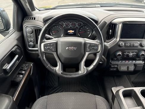 Used 2020 Chevrolet Silverado 1500 RST AWD/4WD image 16