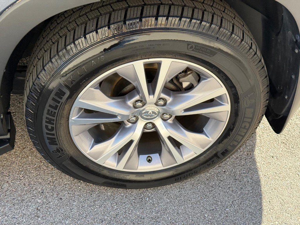 Used 2015 Toyota Highlander Plus AWD/4WD image 7