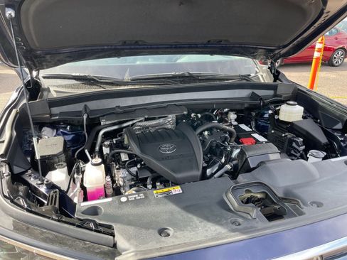 Used 2025 Toyota Grand Highlander FWD image 34