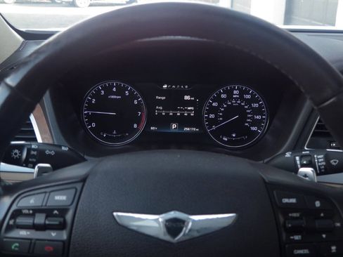 Used 2015 Hyundai Genesis 3.8 w/ Option Group 04 image 8