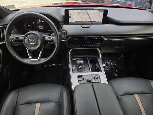 Certified 2025 MAZDA CX-90 3.3 Turbo w/ Premium Plus Pkg image 17