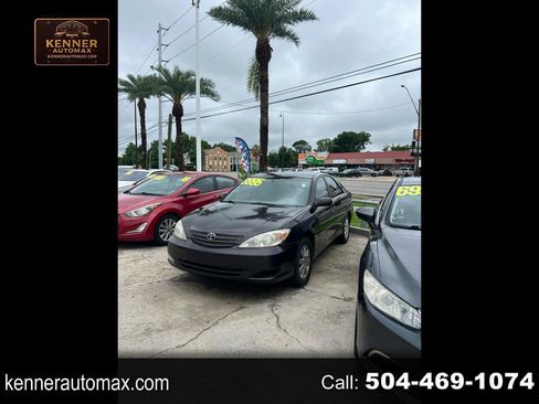 Used 2003 Toyota Camry SE FWD image 1