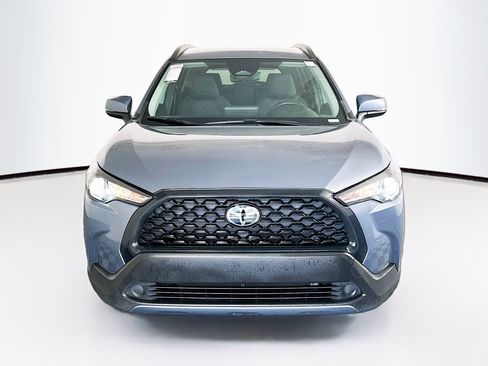 Used 2024 Toyota Corolla Cross LE FWD image 8
