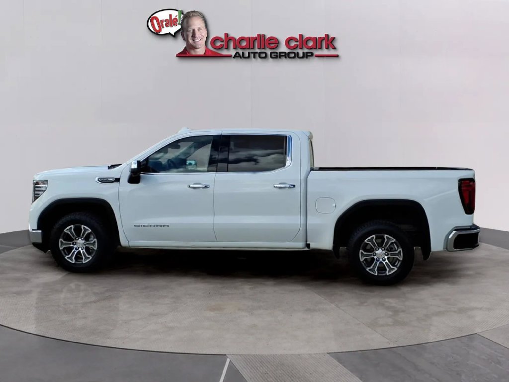 Used 2025 GMC Sierra 1500 SLT RWD image 2