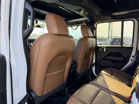Used 2021 Jeep Wrangler Unlimited Sahara AWD/4WD image 24