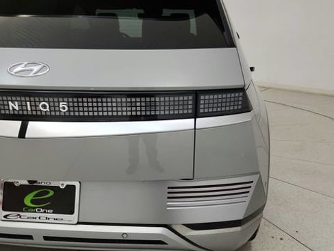 Used 2024 Hyundai Ioniq 5 Limited RWD image 44