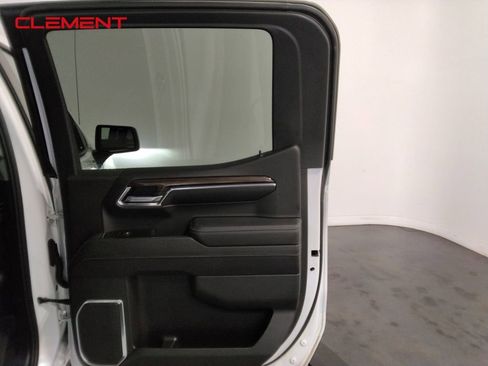 Used 2023 Chevrolet Silverado 1500 RST image 31