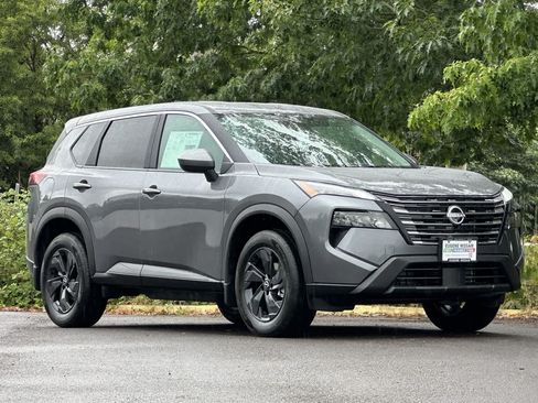 New 2026 Nissan Rogue SV AWD/4WD image 9