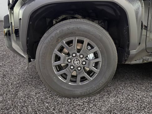 New 2026 Toyota 4Runner SR5 image 14