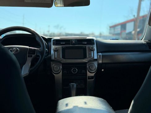 Used 2014 Toyota 4Runner SR5 image 20