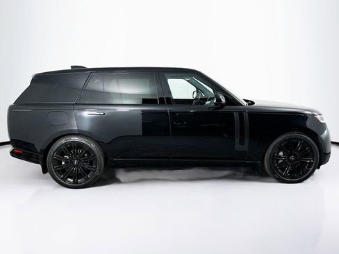New 2025 Land Rover Range Rover Long Wheelbase SE AWD/4WD image 4