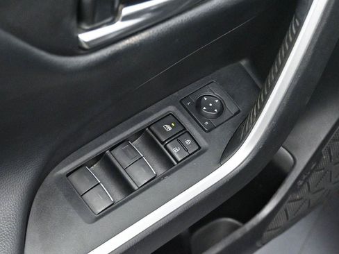Used 2022 Toyota RAV4 Adventure w/ Convenience Package AWD/4WD image 10