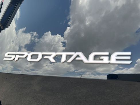 Used 2023 Kia Sportage SX FWD image 33