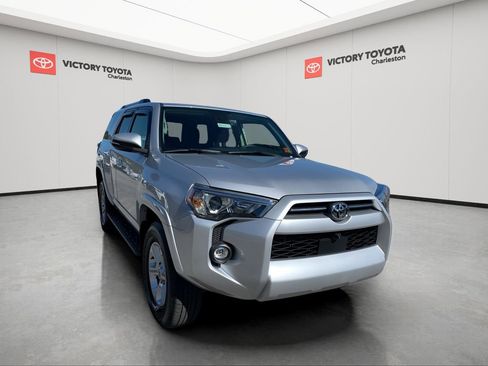 Used 2023 Toyota 4Runner SR5 Premium w/ Moonroof Package image 7