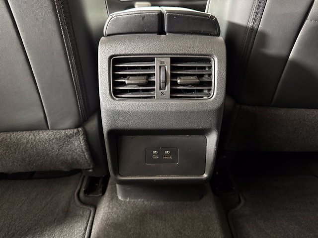 Used 2023 Nissan Rogue SV w/ SV Premium B Package FWD image 13
