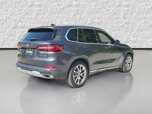 Used 2022 BMW X5 sDrive40i w/ Premium Package RWD image 3