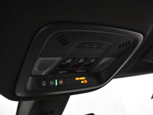 Certified 2023 Chevrolet Traverse RS AWD/4WD image 24