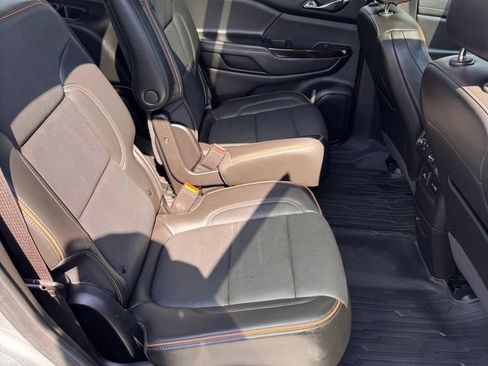 Used 2023 GMC Acadia AT4 w/ Technology Package AWD/4WD image 13