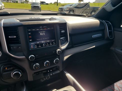 Used 2021 RAM 1500 Big Horn RWD image 21