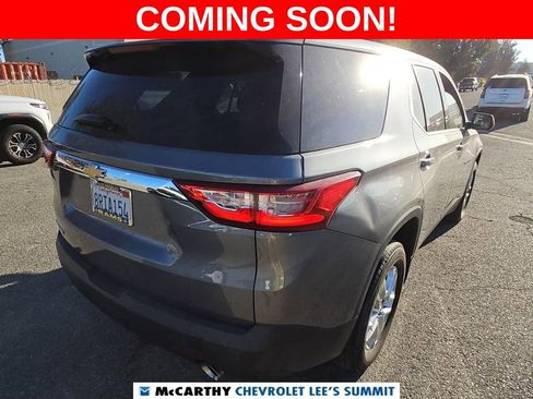 Used 2020 Chevrolet Traverse LS image 4