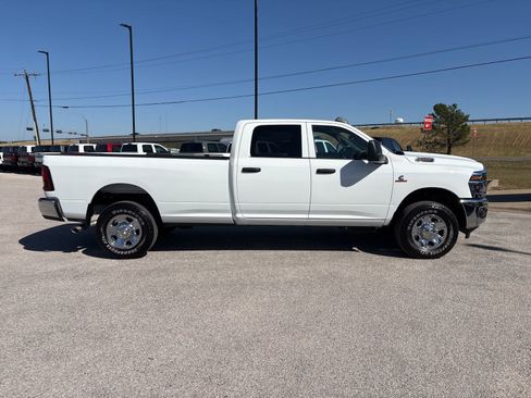 New 2026 RAM 2500 Tradesman w/ Chrome Appearance Group image 6