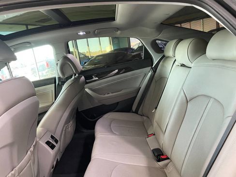 Used 2016 Hyundai Sonata Limited w/ Option Group 04 image 18
