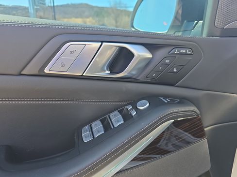 Used 2026 BMW X7 xDrive40i image 20