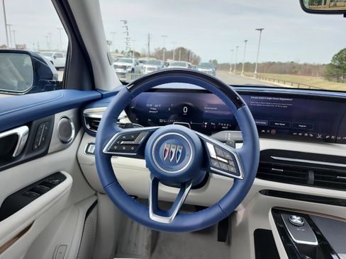 New 2026 Buick Enclave Avenir w/ Super Cruise Package image 12