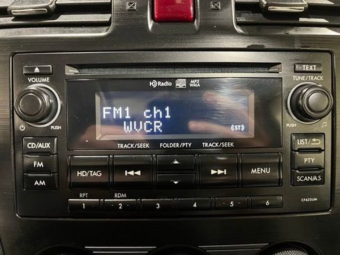 Used 2014 Subaru Forester 2.5i Premium w/ All-Weather Package AWD/4WD image 32