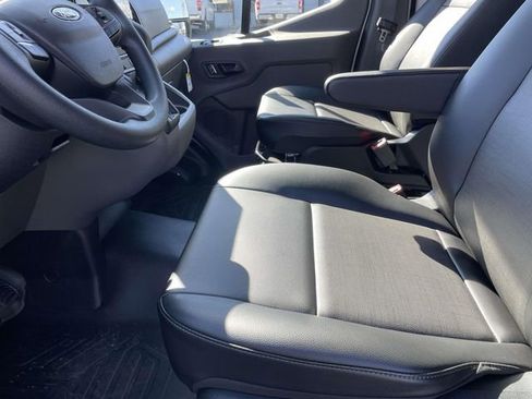 New 2026 Ford Transit 150 148 Medium Roof RWD image 18