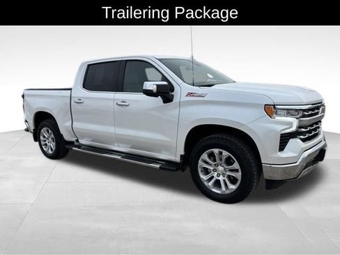 Used 2022 Chevrolet Silverado 1500 LTZ image 9