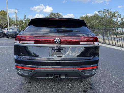 New 2026 Volkswagen Atlas Cross Sport SE image 4