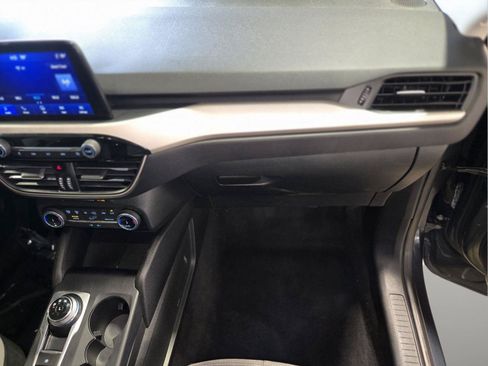 Used 2022 Ford Escape SE w/ Convenience Package FWD image 49