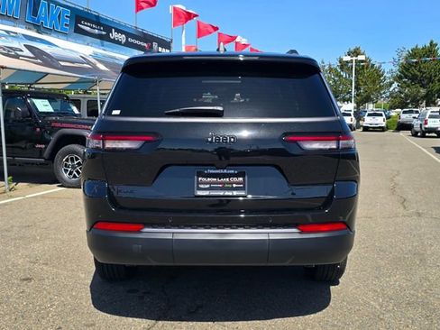 New 2026 Jeep Grand Cherokee L 4WD image 5